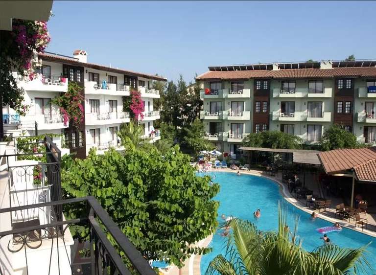 Solo 1 Person 7 Night Holiday to Side Turkey from Gatwick 20th April Cabin Luggage Only, £200 @ Love Holidays