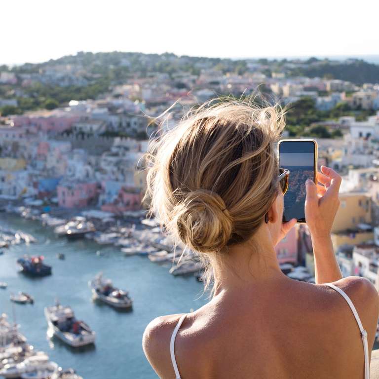 Tesco Mobile will now not be charging customers for data roaming until after 2025