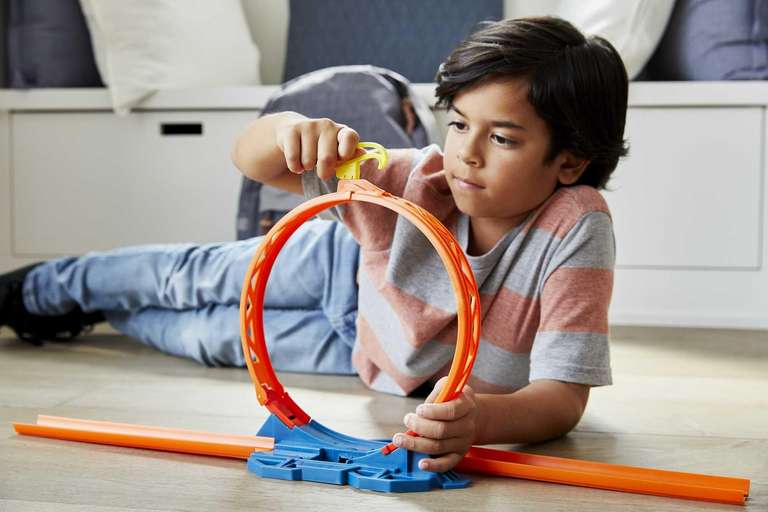 Hot Wheels Track Builder Pack Assorted Loop Kicker Pack Connecting Sets Ages 6 and Older, GLC90