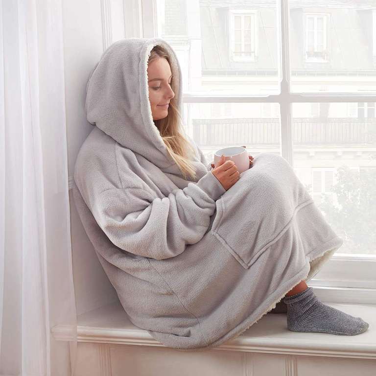 Sienna Hoodie Blanket (Various Colours) £12.99 @ OnlineHomeShop / Amazon