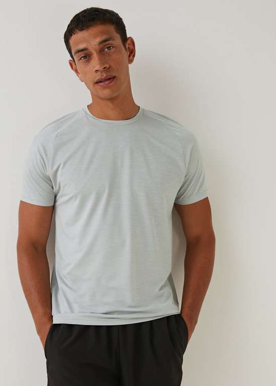 Souluxe Ice Grey Essential Sports T-Shirt Small £4.50 + free collection @ Matalan