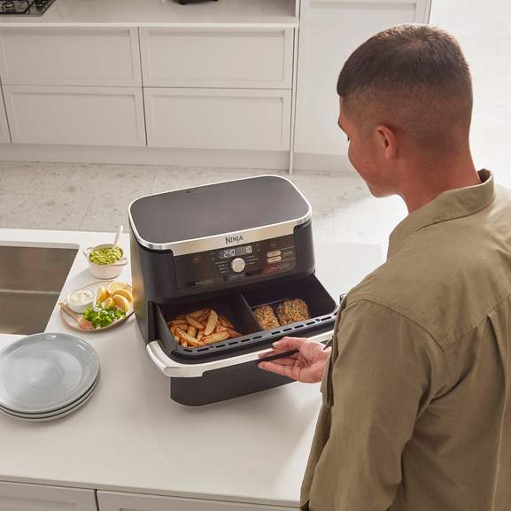 Ninja launch new 10.4L MegaZone FlexiDrawer air fryer 'perfect for family  meals' - price and how to buy - Yahoo Sport