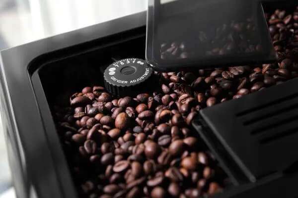 De'Longhi Eletta Cappuccino ECAM44.660.B Bean to Cup Coffee Machine - £449 + £4 Delivery @ AO