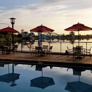 14nts Orlando, Florida for 2 Adults + 2 Kids - Ramada Plaza Resort (B&B) - May Dates - LGW Flights + Transfers + Baggage - £407pp w/code