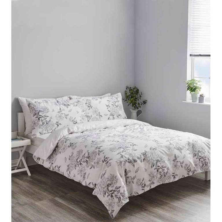 Wilko Grey Bloom King Size Duvet Set - £8 with free Click and Collect in selected stores (limited stock) @ Wilko