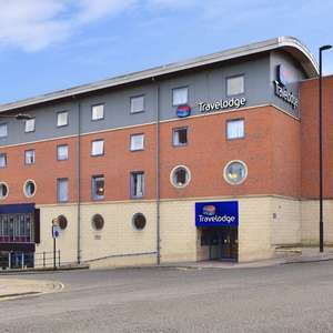 Travelodge Newcastle Central - March to June (Sun to Thurs) - 2 people £24.99 / 2 adults & 2 children £29.99 @ Travelodge