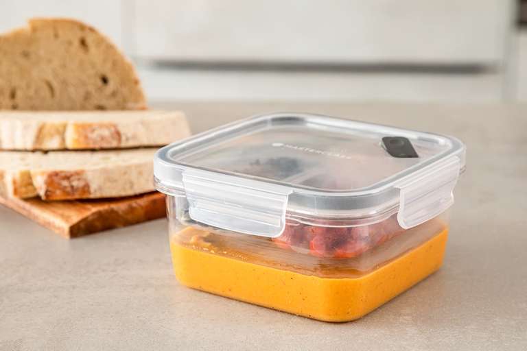 MasterClass Recycled Eco Snap Food Storage Container with Removable Divider, 800 ml