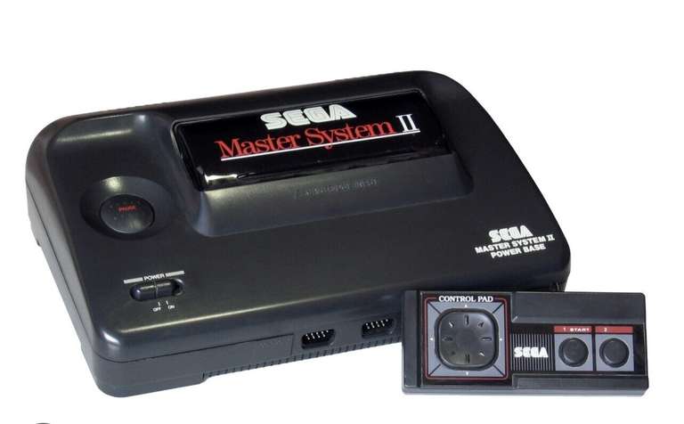 Sega Master System II & 1 Controller used + Free C&C