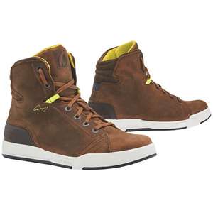 Forma Swift Dry Leather Boots - Brown - 40 or 43 - £110.20 at SportsBikeShop