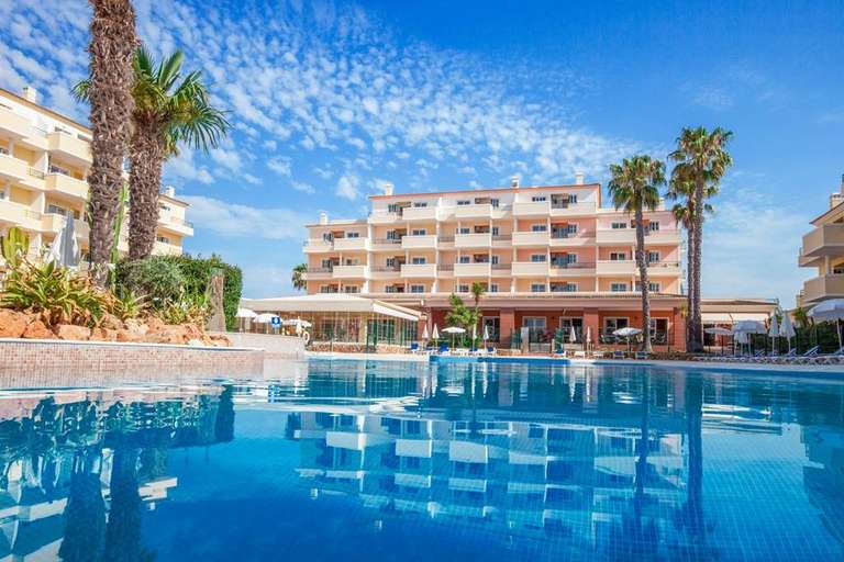 Solo 1 Adult - 4* Vitor's Plaza Algarve Portugal - 7 Nights Stansted Flights 22kg Bags & Transfers 24th Feb with code = £350 @ Jet2Holidays