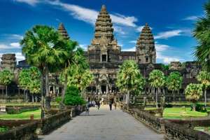 Return Flights from London to Cambodia (Phnom Penh) incl. 23kg checked luggage (Sept-Dec) - China Southern