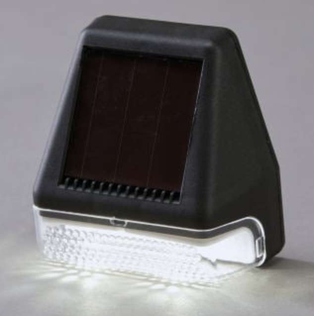 Solar Wall and Fence Light 4 Pack - Available to pre-order - £7.99 (+£2.95 Delivery) @ Aldi