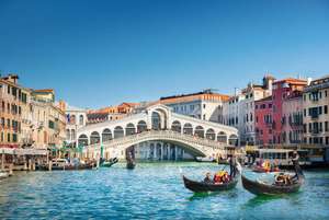 Direct return flight from Bournemouth to Venice (Italy), 22 to 25 May via Ryanair