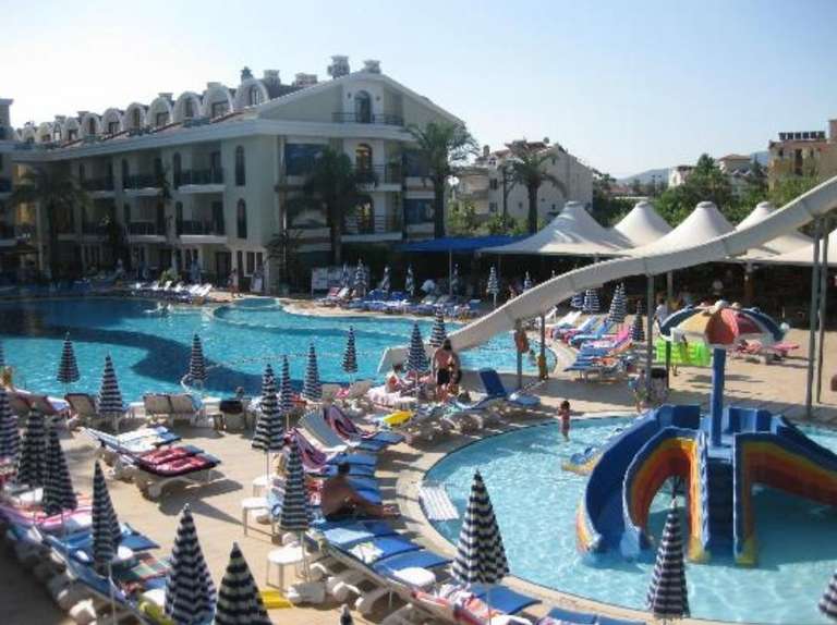 11 Nights 4* Club Candan, Marmaris, Turkey (£200pp) for 2 adults + 1 Child, Gatwick - luggage & Transfers - 11th October 2022 £400.79 @ TUI