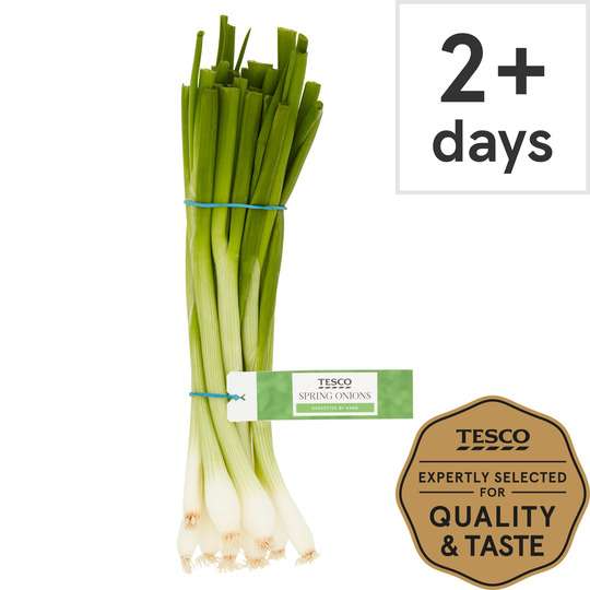 Tesco Bunched Spring Onions 100G - 39p Clubcard Price @ Tesco