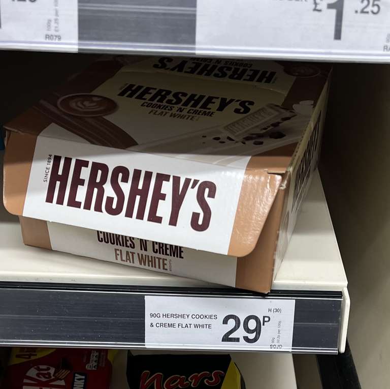 Hershey's Cookies & Creme Flat White 90g for 29p @ Farmfoods Luton