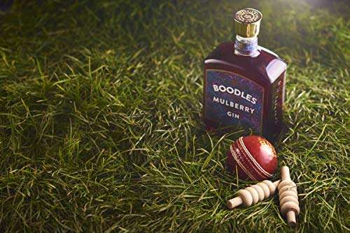 Boodles British Mulberry Flavoured Gin 70 cl (30% ABV)