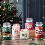 Yankee Candle Scented Candle, Merry Berry Medium Jar Candle, Burn Time : up to 75 Hours