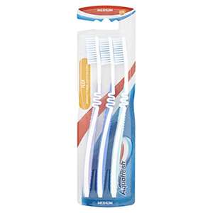3 x Aquafresh Flex Toothbrush Medium, Soft Bristles, Pack of 3 (9 Brushes in Total)