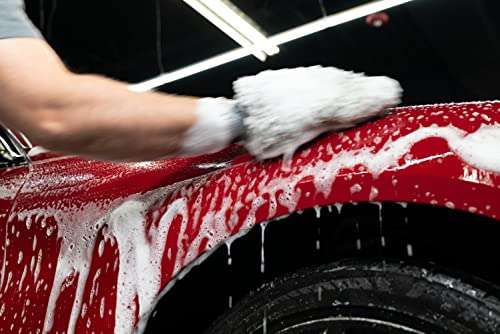 Turtle Wax Zip Wax Car Shampoo 2.5L - Dissolves Tough Stains & Soils with Streak Free Rinsing £5.67 @ Amazon