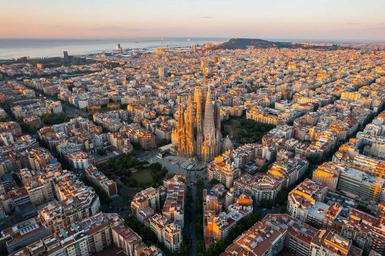 Return flights Stansted to Barcelona - departs 17th April / returns 26th April - £38.75 @ Ryanair