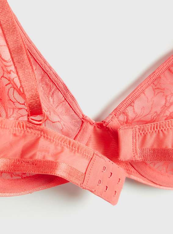 Coral Supersoft Lace Plunge Bra With Free Click & Collect