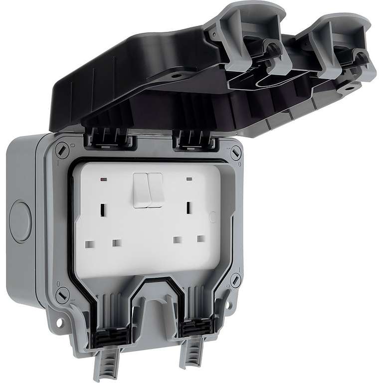 BG Twin 13A Weatherproof Switched Socket IP66 rated w/ code (c+c only)