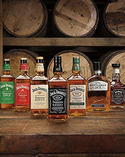 Jack Daniel's Tennessee Whiskey Guitar Case Gift Set, 70 cl £26 @ Amazon