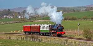 Yorkshire Dales: 'charming' steam train journey for 2 / Family Ticket £19.50