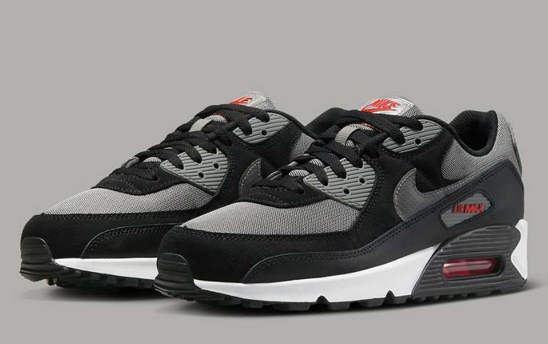 Nike Air Max 90 Trainers Now £90 with code via App + Free delivery using the JD Sports