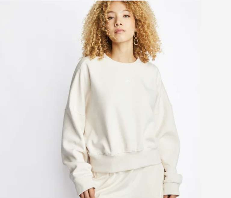 Women’s adidas Adicolor Essentials Fleece Sweatshirt £13.49 at checkout + Free FLX delivery @ Footlocker