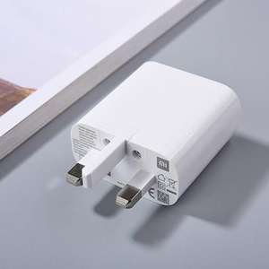 Xiaomi USB Charger MDY-09-EY Output 5 Volt 2 Amp - White