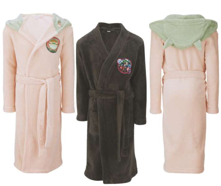 Kid's Mandalorian/ Avengers Bathrobe, Dressing Gown Now £4.99 Delivery £2.95 Free on £30 Spend @ Aldi