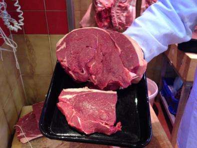 The 72oz Rump Steak CHALLENGE! FREE(if you finish it in 1hr) or you pay £49.95 if you don't finish @ Hoggit & Hoof Newbury