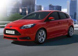 Ford Focus ST - £4,114 discount. (19% saving). £17881 At Carfile