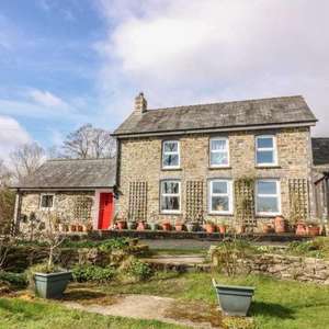 Y CwtchCwrtnewydd near Llanybydder, 2 bed annexe, close to Welsh coast, £347 for a week in August at Sykes Cottages