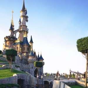 Free return Eurotunnel crossing Disneyland Paris breaks with Magic breaks plus up to 30% off hotels