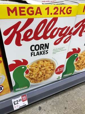 Kellogg’s Corn Flakes 1.2kg Mega box - £2.89 instore at the Food Warehouse