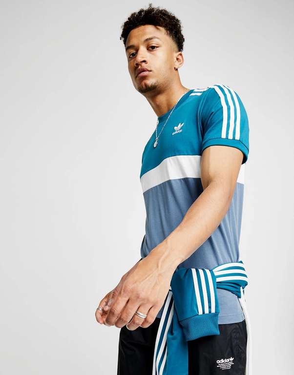 adidas Originals California 2 T-Shirt - Medium size only - £2 or £1.80 with code at JD Sports