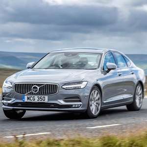 New Volvo S90 Saloon 2.0 T4 Momentum Plus 4dr Geartronic £24,152 @ Nationwidecars
