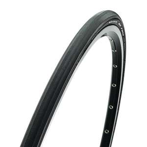 Maxxis Re-Fuse 700x40c 60 TPI Folding training cycle tyre £35.50 delivered at Maxxis Tyres