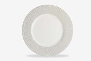 BA William Edwards 6 Large Dinner Plates for £50 + £5.70 del at whatabuy
