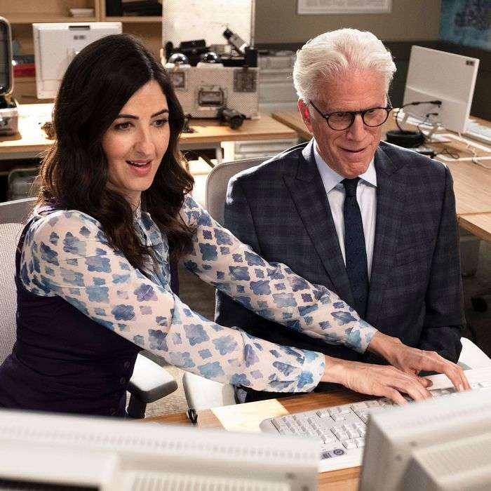 The Good Place Complete TV Series £9.99 iTunes UK