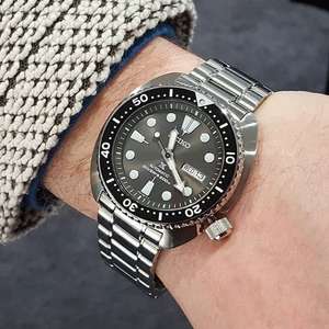 Seiko SRPC23K1 Prospex Automatic Diver's Bracelet Turtle Grey £275 @ Chapelle Jewellery