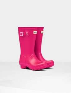 Hunter Kids Wellington Boots Bright Pink £25 delivered at Griggs