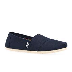 Toms Classic Alpargata Slip On Shoes Navy £21.95 (£2.99 delivery) @ Surfdome