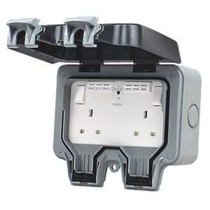 Weatherproof Outdoor Switched WiFi Extender Socket - £29.99 + free Click and Collect @ Screwfix