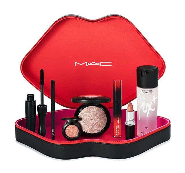 The 'Best of MAC' Black Friday Kit £58 content worth £140 including free delivery