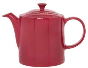 LE CREUSET Pale Rose Grand Teapot 1300ml - £14.99 + £1.99 Click & Collect @ TK Maxx
