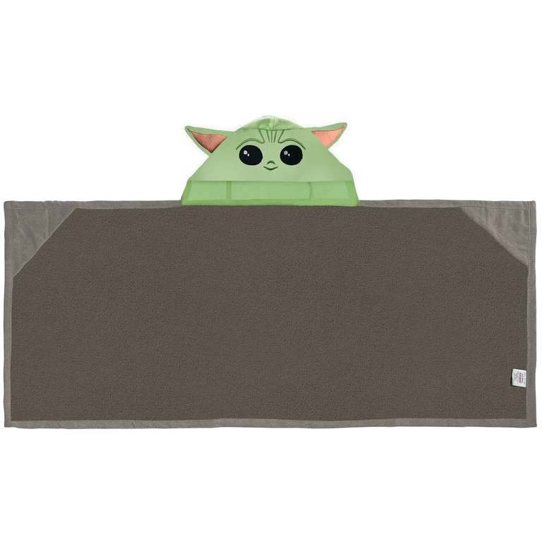 Star Wars The Mandalorian The Child Hooded Towel £13.98 delivered @ Zavvi